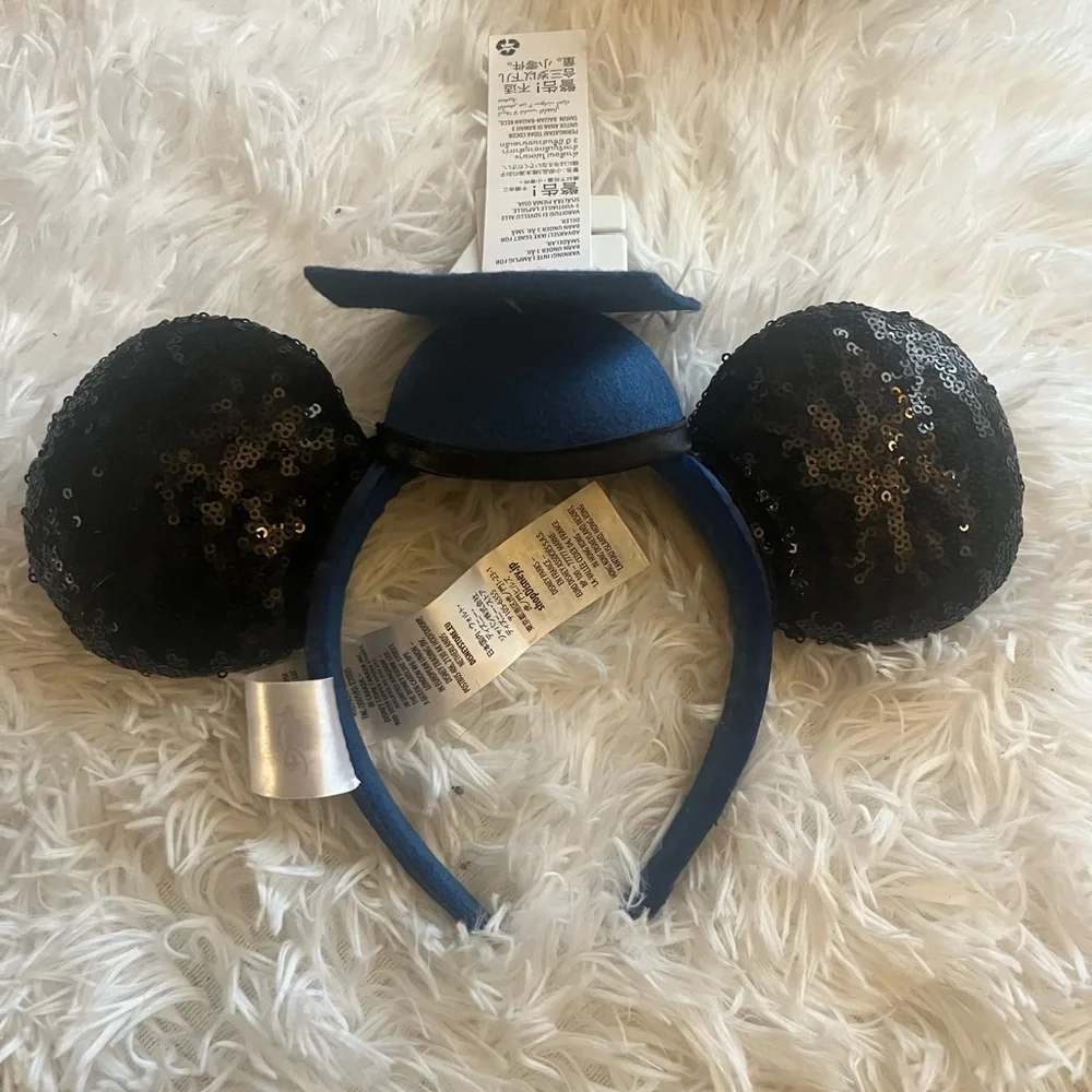 Disney Parks Mickey Mouse Graduation Cap Ear Headband Class of 2022